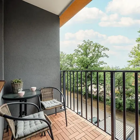 Blisko Rzeki Tuz Przy Porcie We Wroclawiu Z Parkingiem By Renters Breslavia