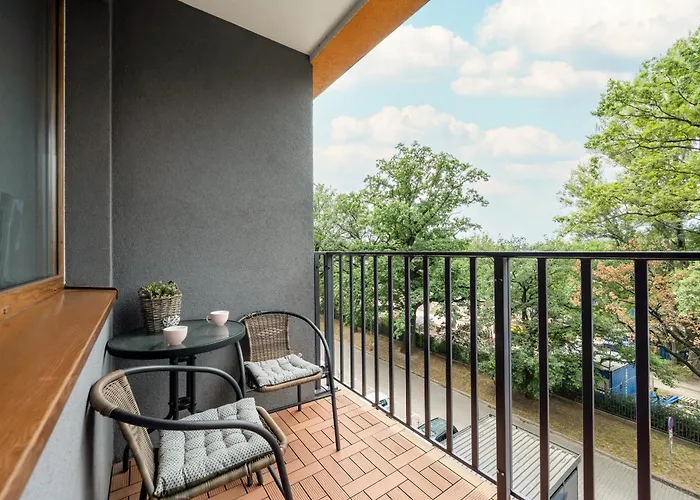 Blisko Rzeki Tuz Przy Porcie We Wroclawiu Z Parkingiem By Renters Breslau